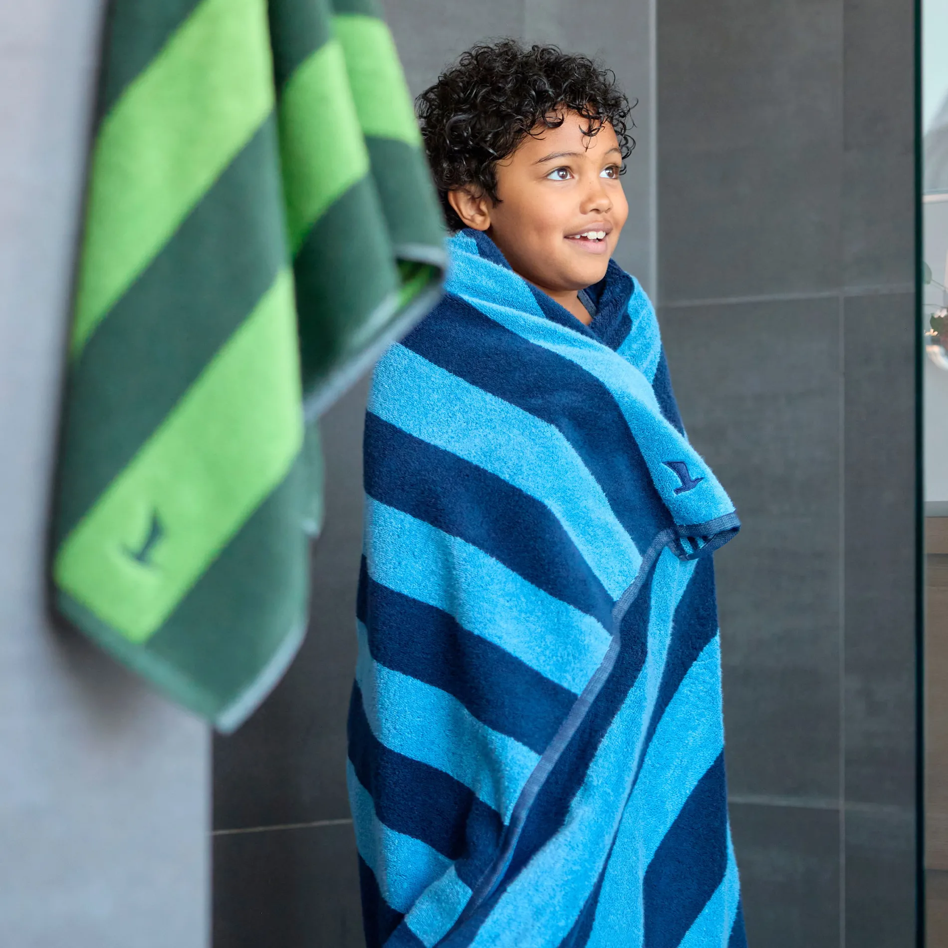 MÖVE Handtücher-Superwuschel Handtuch 50X100 cm(black/cashmere)